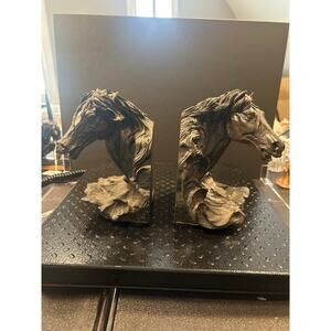 Horse Head Book Ends